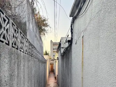 Depto Tipo Casa en Venta en Banfield, USD 48.000