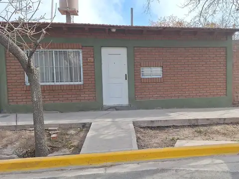 ALQUILER CASA EN GUAMALLEN, BARRIO SANTA ANA