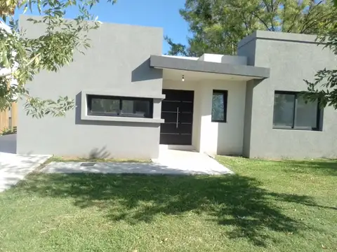 Casa en Venta en Pilar del Este - Santa Elena, USD 200.000