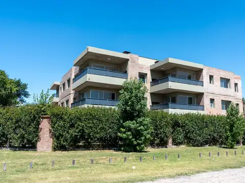 alquiler departamentos de dos dormitorios balcon terraza con parrillero fisherton jj paso 8500