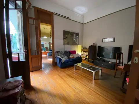 Depto Tipo Casa en Venta 56 años