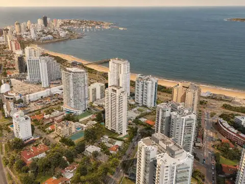 Departamento 2 ambientes en Playa Mansa