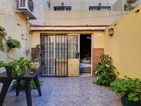 Depto Tipo Casa en Venta de 4 ambientes