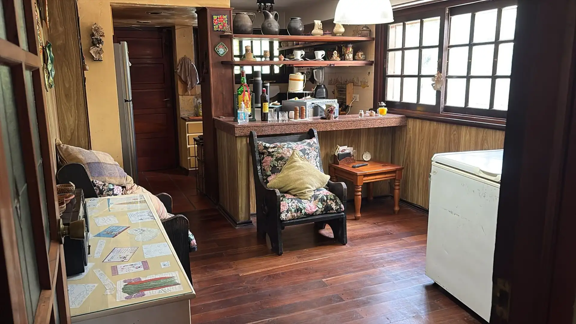 Casa 5 amb, 450m² en Punta Mogotes con cochera y quincho