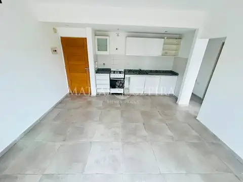VENTA DEPARTAMENTO 2 AMBIENTES COCHERA Y BALCON  MERLO CENTRO
