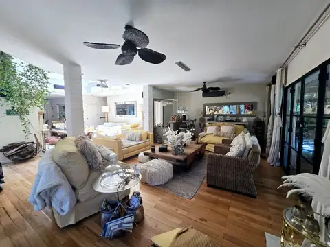 Casa en Venta de 5 dormitorios