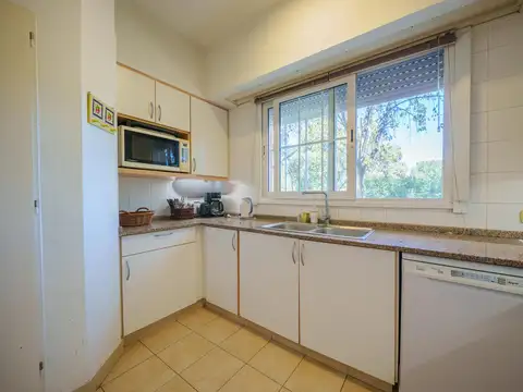 Casa en Alquiler al Este