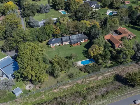 Casa en Alquiler al Este