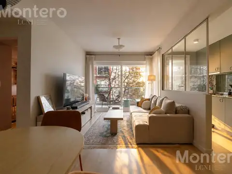 Espectacular Semipiso al Frente 3 Amb con Balcón corrido Aterrazado y Cochera Fija en Colegiales