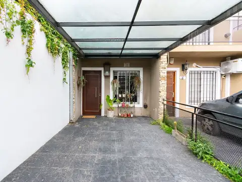 ALQUILER PH TRIPLEX 3 AMBIENTES ITUZAINGO COCHERA 