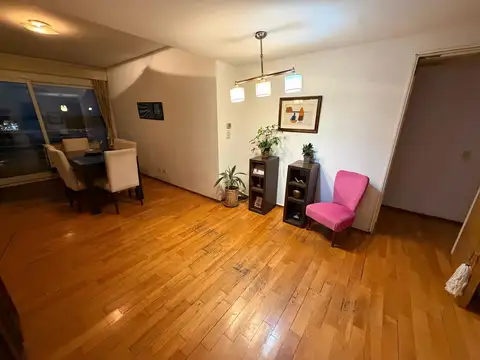 Departamento 5 ambientes con 2 baños