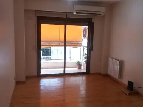 Departamento en Alquiler en Caballito, $ 650.000