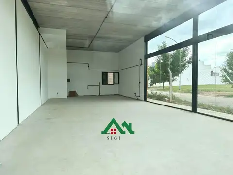 Locales en venta en Claros del Bosque con cocheras