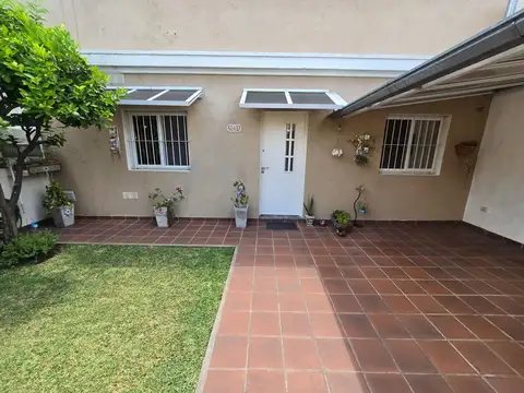 Depto Tipo Casa en Venta de 2 ambientes