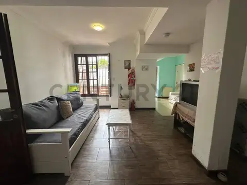 Casa 10 ambientes con 10 baños