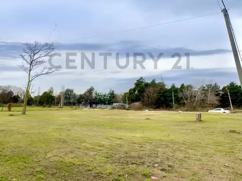 Terreno de 20x40 sobre Juan Cavanagh frente al Polo Club – VENADO TUERTO