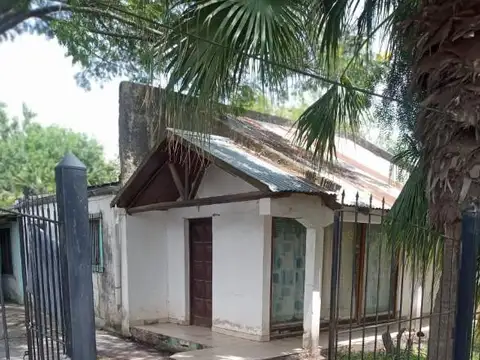 Casa en venta - 3 Dormitorios 1 Baño - Cochera - 523Mts2 - Feliciano, Entre Ríos