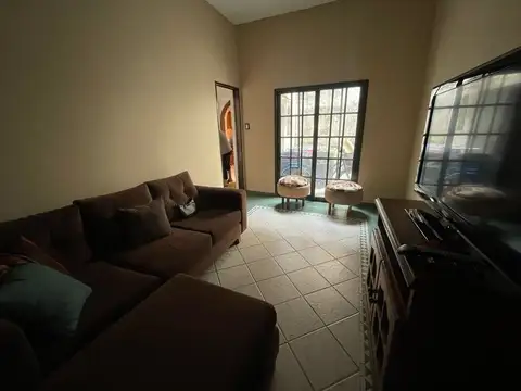 Ingeniero Huergo 100