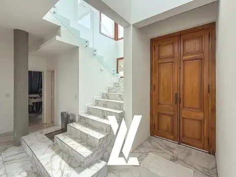 Casa en Alquiler en Laguna Grande, USD 4.000