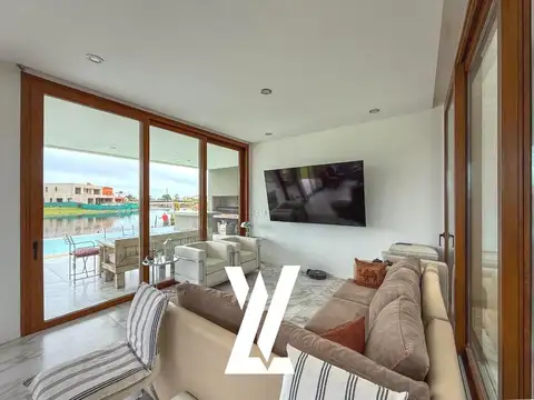 Casa en Alquiler 1 año