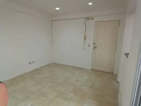 Depto Tipo Casa en Alquiler de 2 ambientes