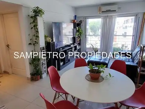 Excelente dto de 2 amb al contrafrente muy luminoso!