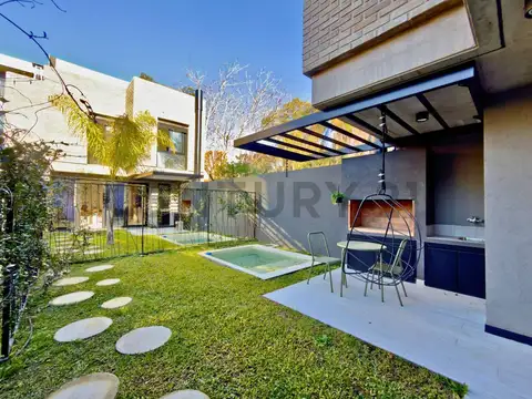 Casa en Venta en Fisherton, Rosario