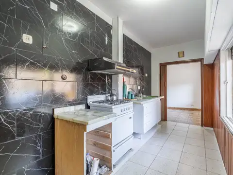Depto Tipo Casa en Venta en Versalles, USD 95.000