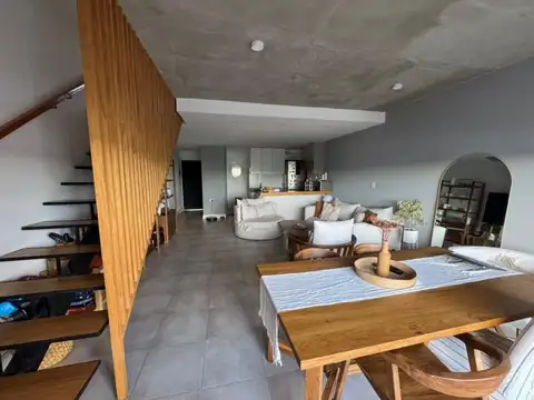 Venta departamento  3 amb Olivos con terraza