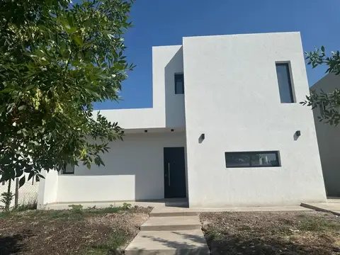 Casa en Venta al Noroeste