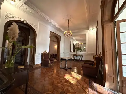  Petit Hotel en Venta en Recoleta