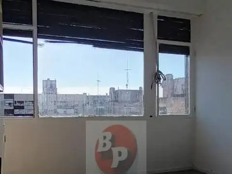 LINDO DEPTO DE 3 AMB. C/VISTA ABIERTA - BUEN ESTADO - OPORT.