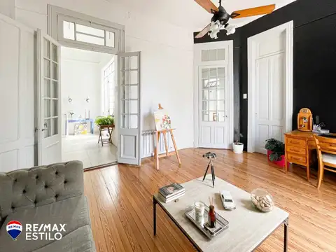 CASA PH DE CATEGORÍA EN VENTA EN 3 Y 51 DE 243m2.