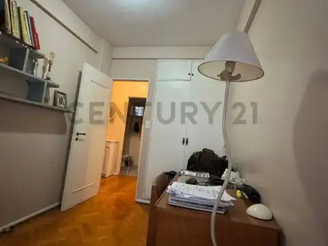 CORONEL DIAZ 2300 / DEPARTAMENTO  3 AMB + Dependencia - iNTERNO CON EXCELENTE DISTRIBUCIÓN Y ESTADO.