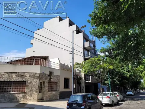 T A Le Breton 5800, Piso 6