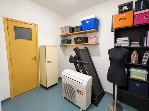 VENTA DEPARTAMENTO 4 AMBIENTES CON DEPENDENCIA Y COCHERA – BALVANERA