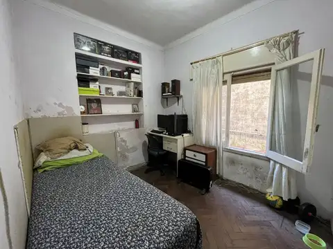 Casa 3 amb en venta en Banfield-jardin-APTA CREDIT