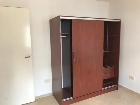 2 amb. Colombres al 600, bajas expensas, posibilidad de dejar el auto en patio