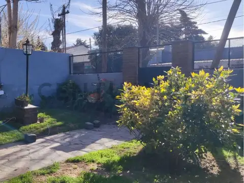 Casa en Venta en Manuel B Gonnet, USD 180.000