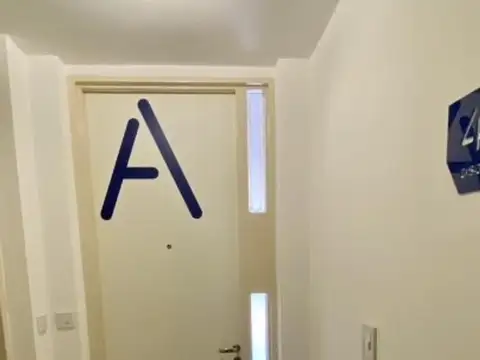 Paraguay 1700, Piso 4