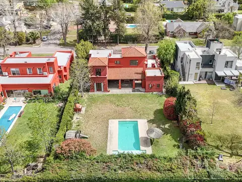 Casa en Venta al Noreste