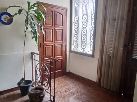 Depto Tipo Casa en Venta en Almagro, USD 185.000