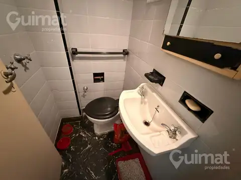 Depto Tipo Casa en Venta 70 años
