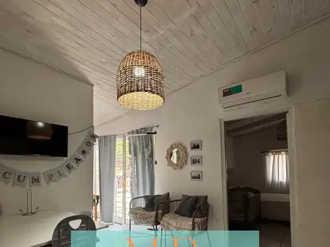 CASA EN VENTA EN MORENO CON DOBLE FUNCIONALIDAD: VIVIENDA   ESPACIO ADICIONAL