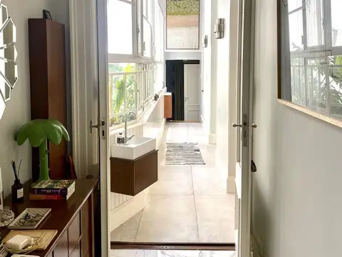 VENTA DEPARTAMENTO UNICO EN EL MICROCENTRO PORTENO