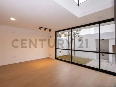 Depto Tipo Casa en Venta de 2 ambientes