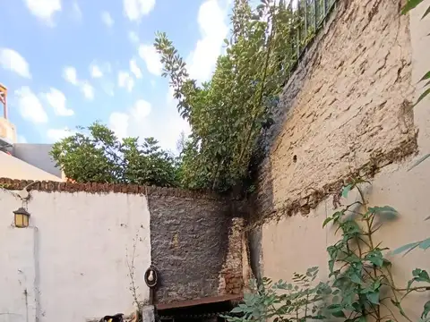 Casa con amplios ventanales en Venta, Villa Devoto