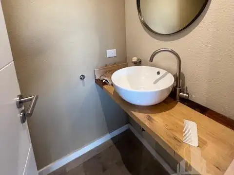 Casa 5 ambientes en venta y alquiler, Barrio San Juan Chico