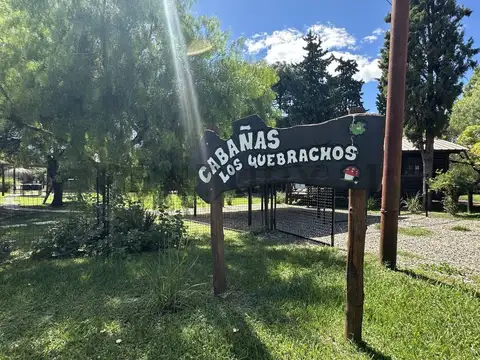 OPORTUNIDAD COMPLEJO DE 5 CABAÑAS EN VILLA DEL DIQUE A MTS DEL LAGO !