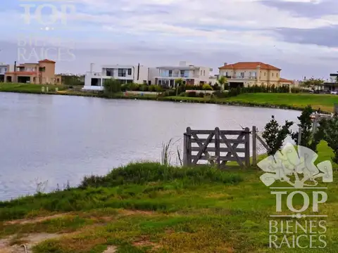 Terreno en Venta en Puertos, USD 220.000